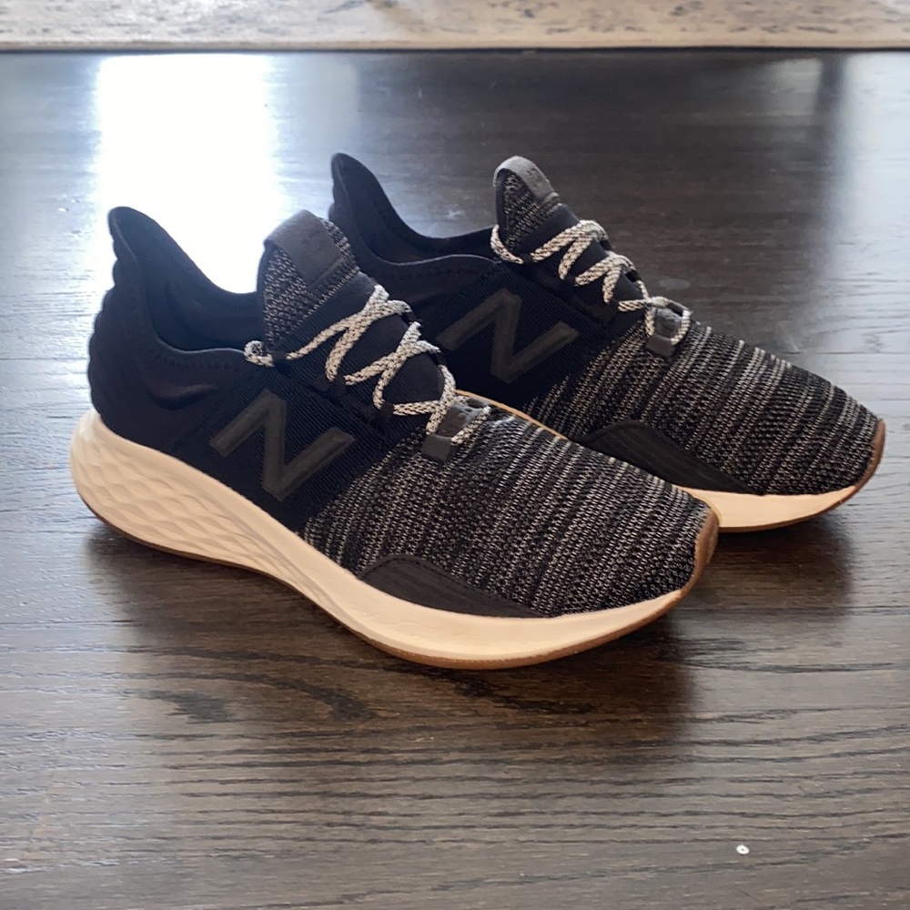 New Balance Fresh Foam ROAV Running Shoes